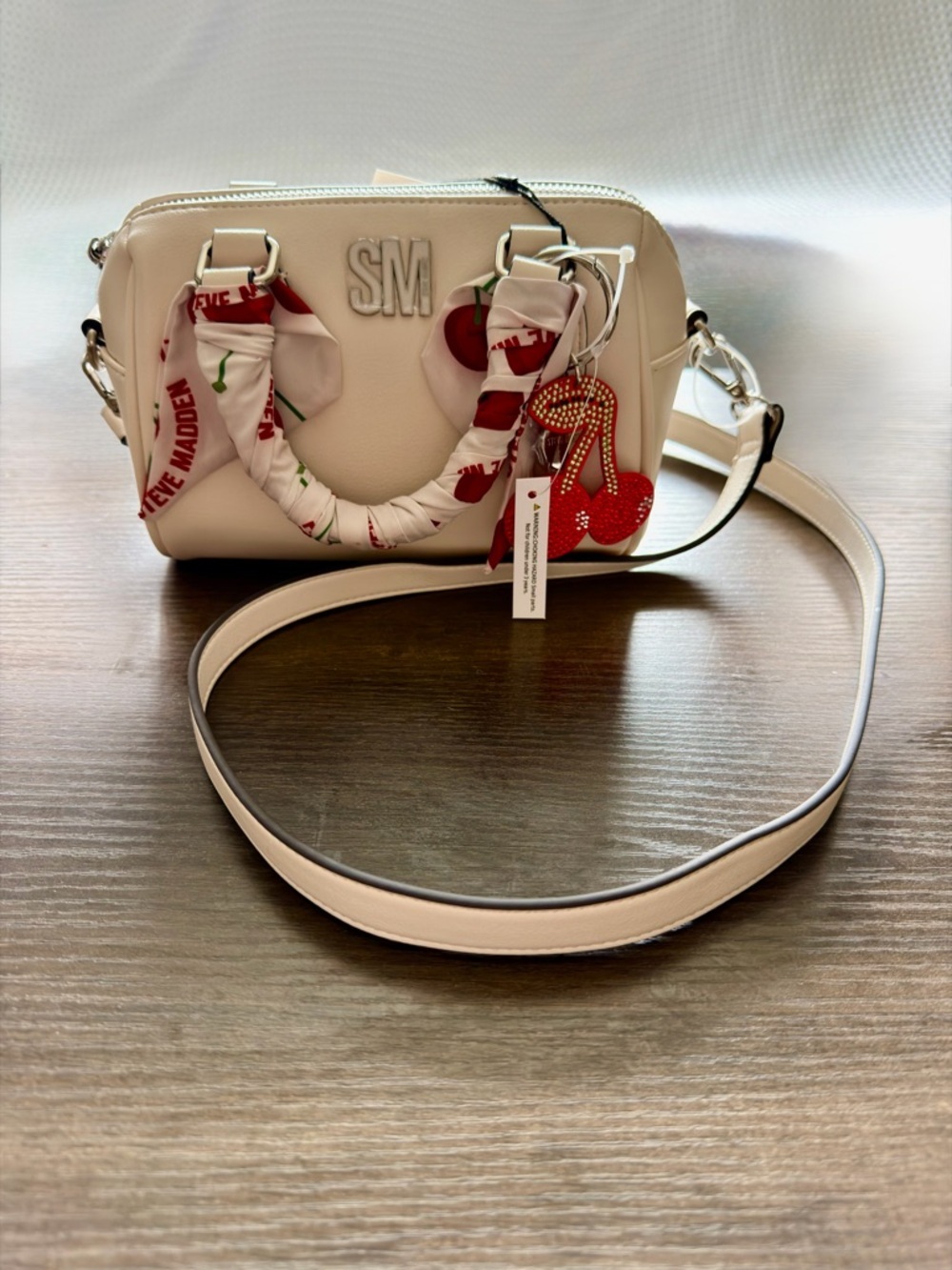 Steve Madden Vanilla Cherry Accent Satchel/Crossbody ✨Rare✨ - Picture 11 of 11